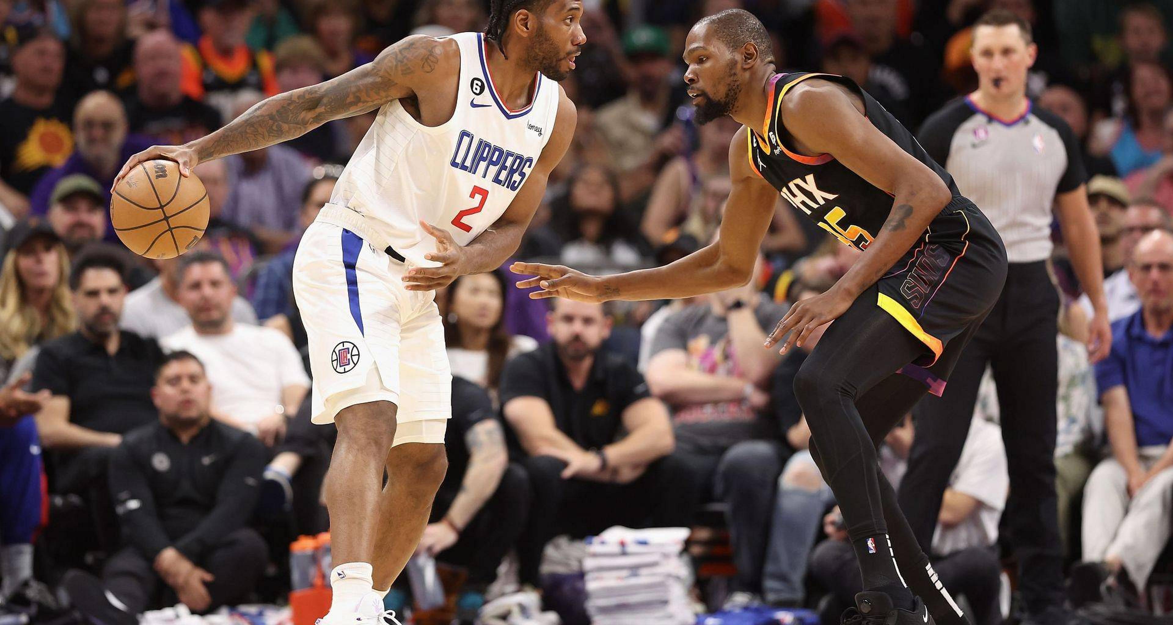 亨利批萨拉赫：此类事情不应公开谈论，我在巴萨时就没这么干（亨利抨击萨拉赫：这类事不该公开谈，效力巴萨时我从未这么做）