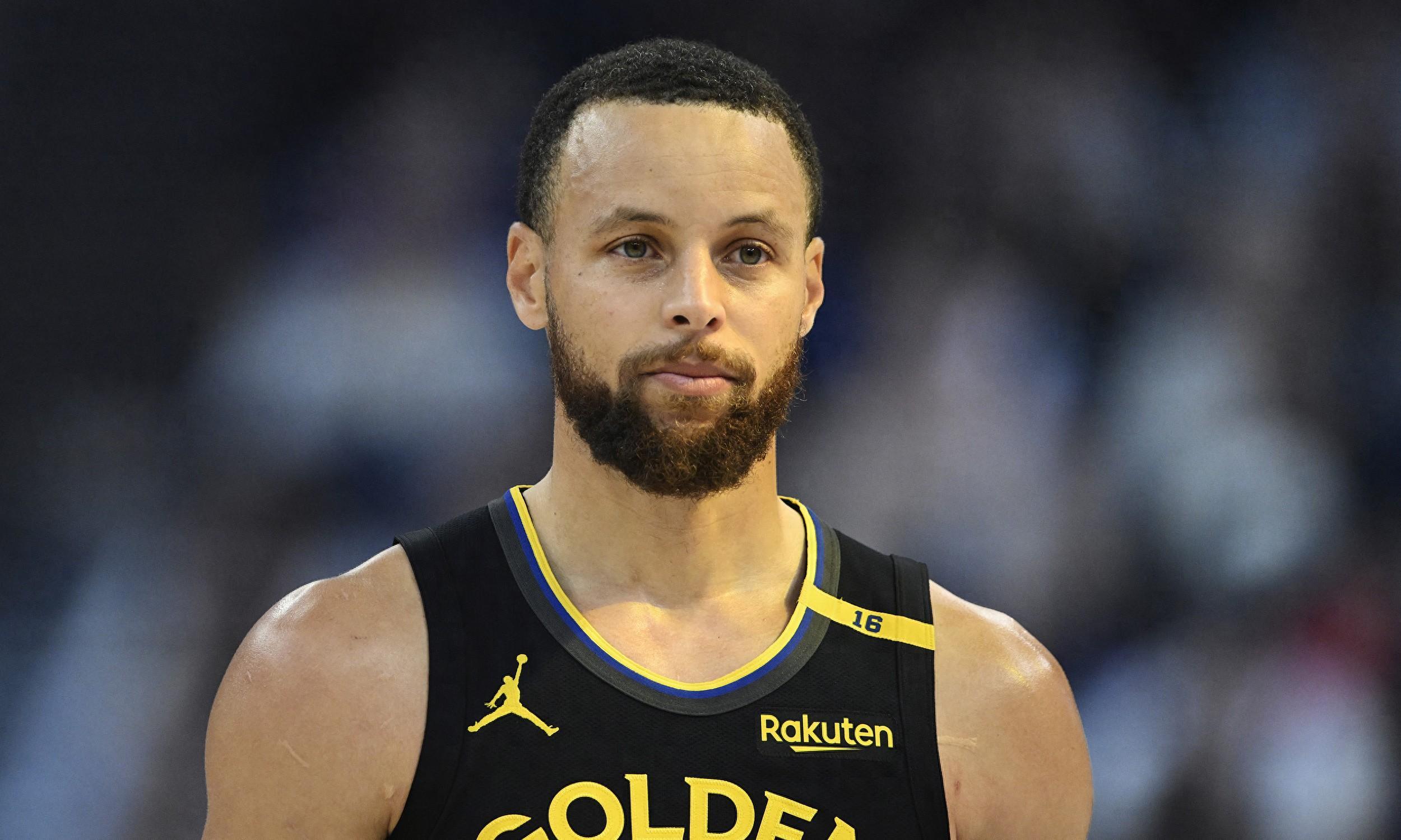 全市场：意甲多家俱乐部有意齐尔克泽，曼联尚未批准其离队（全市场：齐尔克泽获多支意甲球队青睐，曼联暂未批准放行）