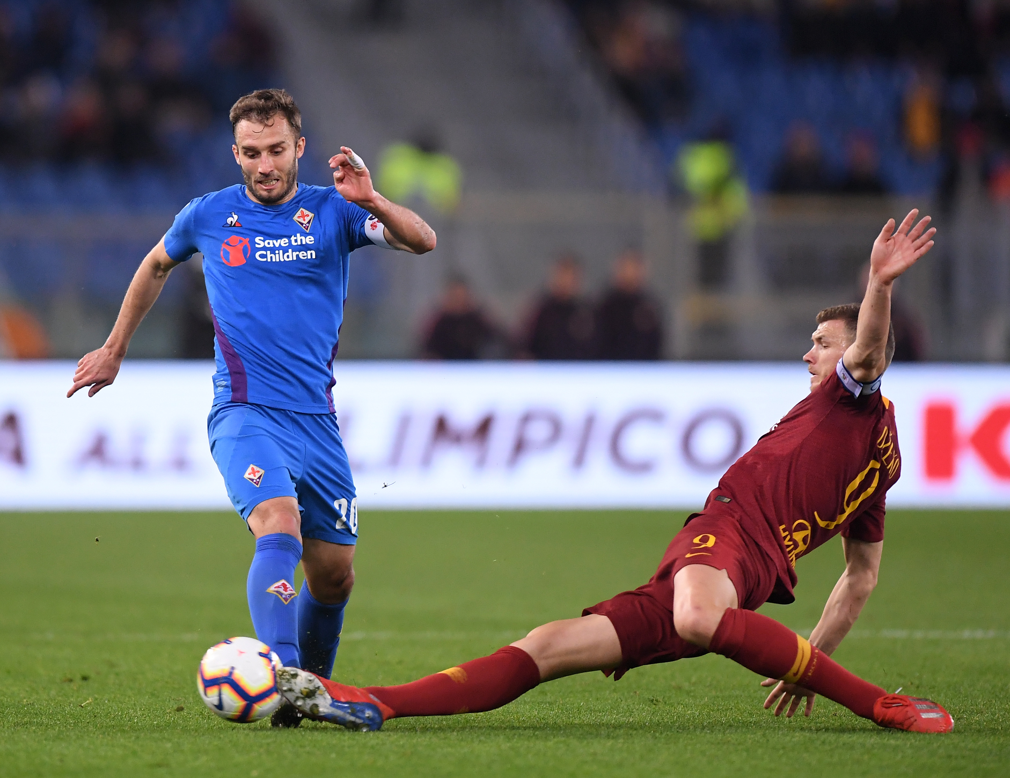 王楚钦拼尽全力，网友：实力差距太大（王楚钦竭尽所能，网友直言：实力悬殊过大）