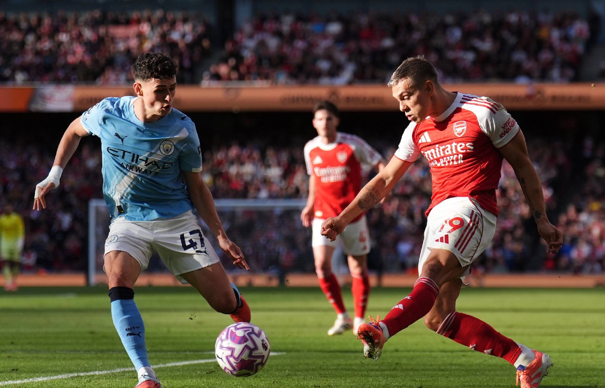 早报：拥有地表最强人类的从容感……怎么，你们没有吗？（早报：手握地表最强，自带从容气场——你们没有？）