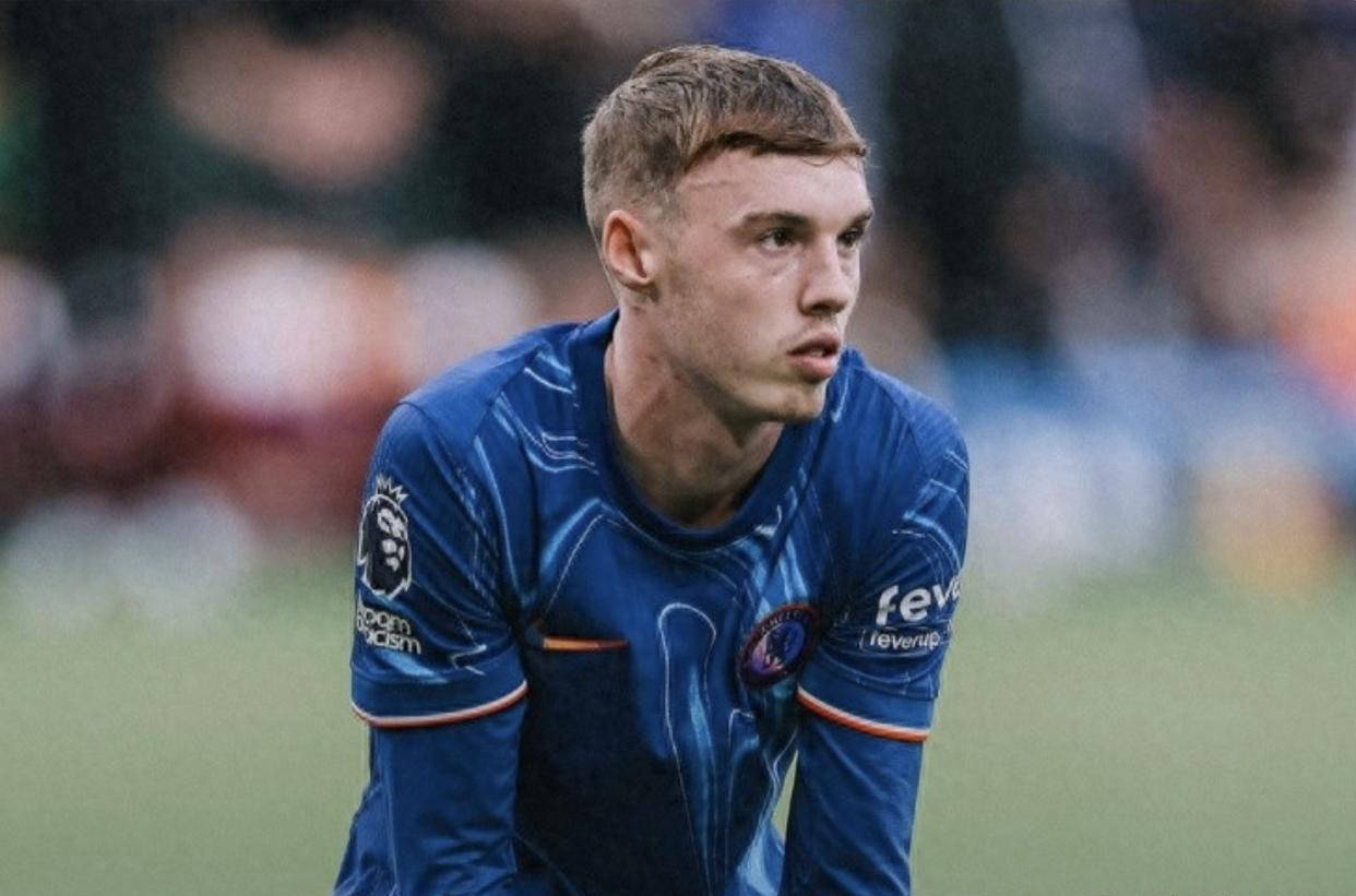 父亲：圣地亚哥从未讨论过离开的可能性，他在米兰很开心（父亲：圣地亚哥从未提及离队，他在米兰过得很开心）