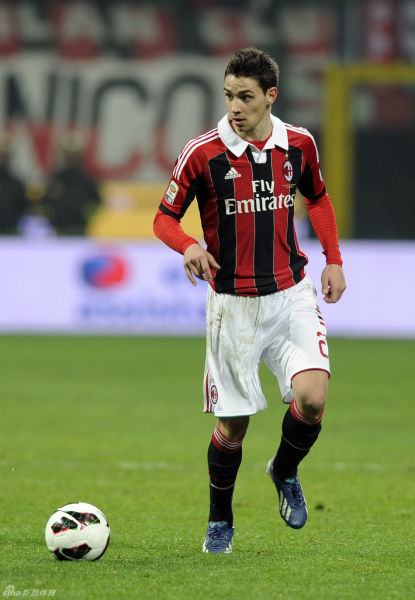 爱德华兹联手欧文！从哈登加兰再到莫兰特，华子指定自己冲冠搭档（爱德华兹敲定冲冠拍档：辗转哈登、加兰、莫兰特，最终牵手欧文）