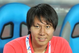 托蒂：说C罗的坏话只能说明你在嫉妒他，他和梅西的水平相当（托蒂：抨击C罗只是嫉妒，他与梅西实力不相上下）