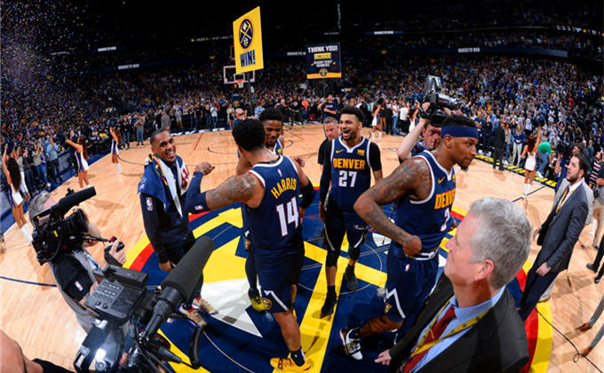 紧急峰会：哈维·阿隆索与齐达内和克洛普的最后机会（临界峰会：哈维·阿隆索携齐达内、克洛普迎来最后一搏）