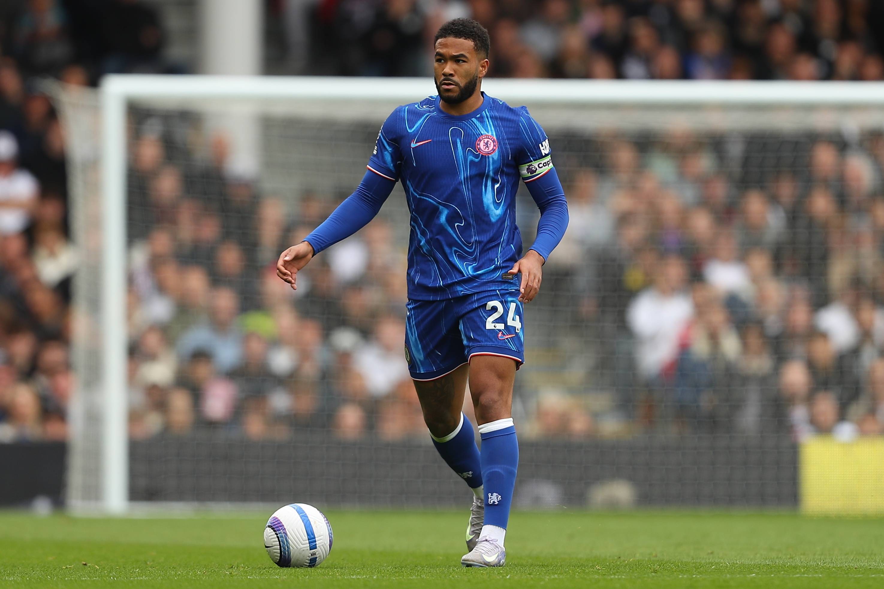 动刀别动到大动脉就行！今年海港出场四大天王 维塔尔最猛（下手别伤到要害！本季海港四大天王齐登场，维塔尔最强）