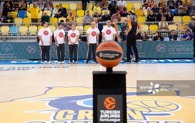 记者：曼联、切尔西、国米关注罗比尼奥之子（曝曼联、切尔西与国米有意签下罗比尼奥之子）