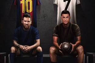 英超前瞻：切尔西vs阿森纳，榜一直面榜二展开6分大战（英超前瞻：切尔西对阵阿森纳，榜首与次席上演6分大战）