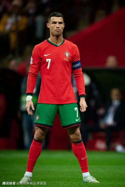 德天空：阿森纳多次考察法兰克福快马巴奥亚，红军热刺也有意（德天空：阿森纳多次考察法兰克福飞翼巴奥亚，利物浦与热刺亦有意）