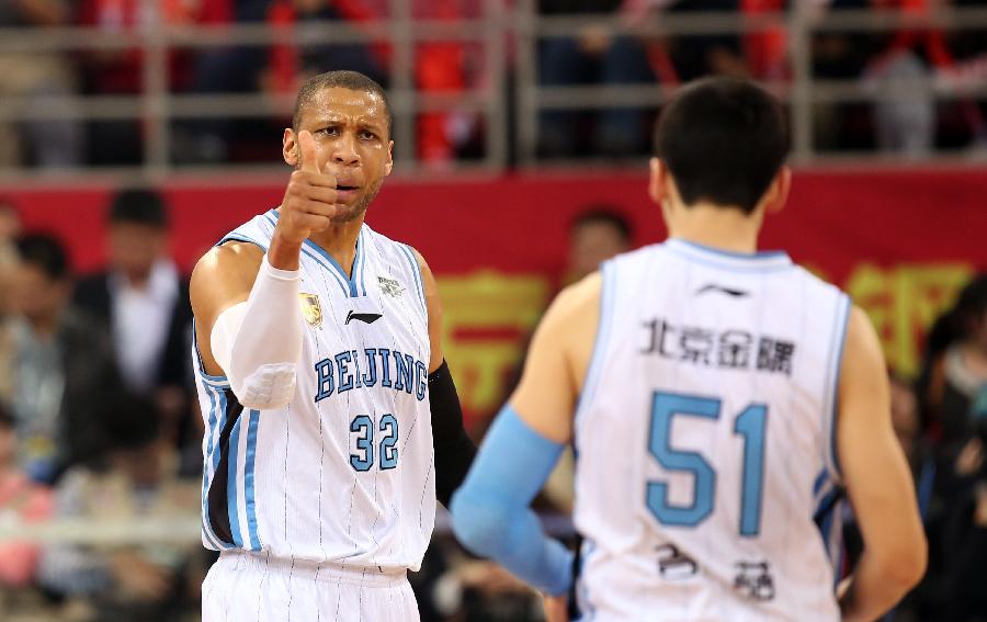 中国女足出战英格兰女足名单：王霜、吴海燕领衔，张琳艳在列（中国女足对阵英格兰名单公布：王霜、吴海燕领衔，张琳艳入选）