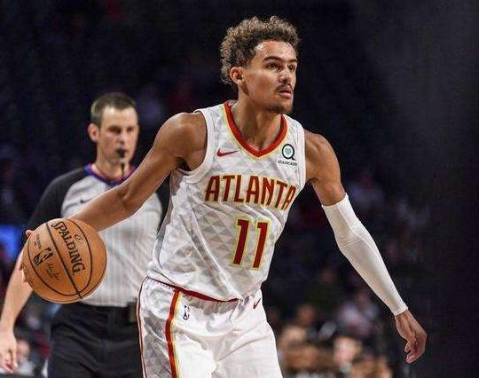 德转预热戴维身价：最高4500万欧不变，最低下跌至3000万欧（德转前瞻戴维身价：上限维持4500万欧，下限下调至3000万欧）