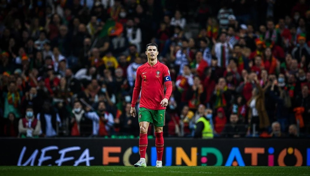 德转列巴拉圭球员历史身价前10：阿尔米隆第1，巴里奥斯上榜（德转发布巴拉圭球员历史身价十强榜：阿尔米隆居首，巴里奥斯入围）