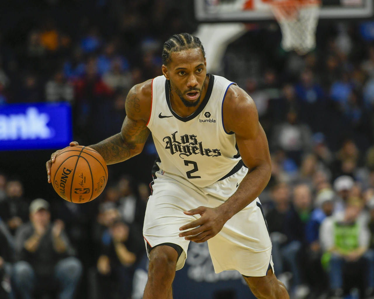 李玮锋：联赛中轴都是外援造成国足没人，这两年踢球孩子多了（李玮锋：外援占据联赛中轴致国足青黄不接，近两年踢球的孩子明显增多）