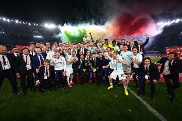 天空：多特仍在推动签下桑乔，但尚未向曼联提交正式报价（天空：多特加紧推进桑乔交易，尚未向曼联递交正式报价）