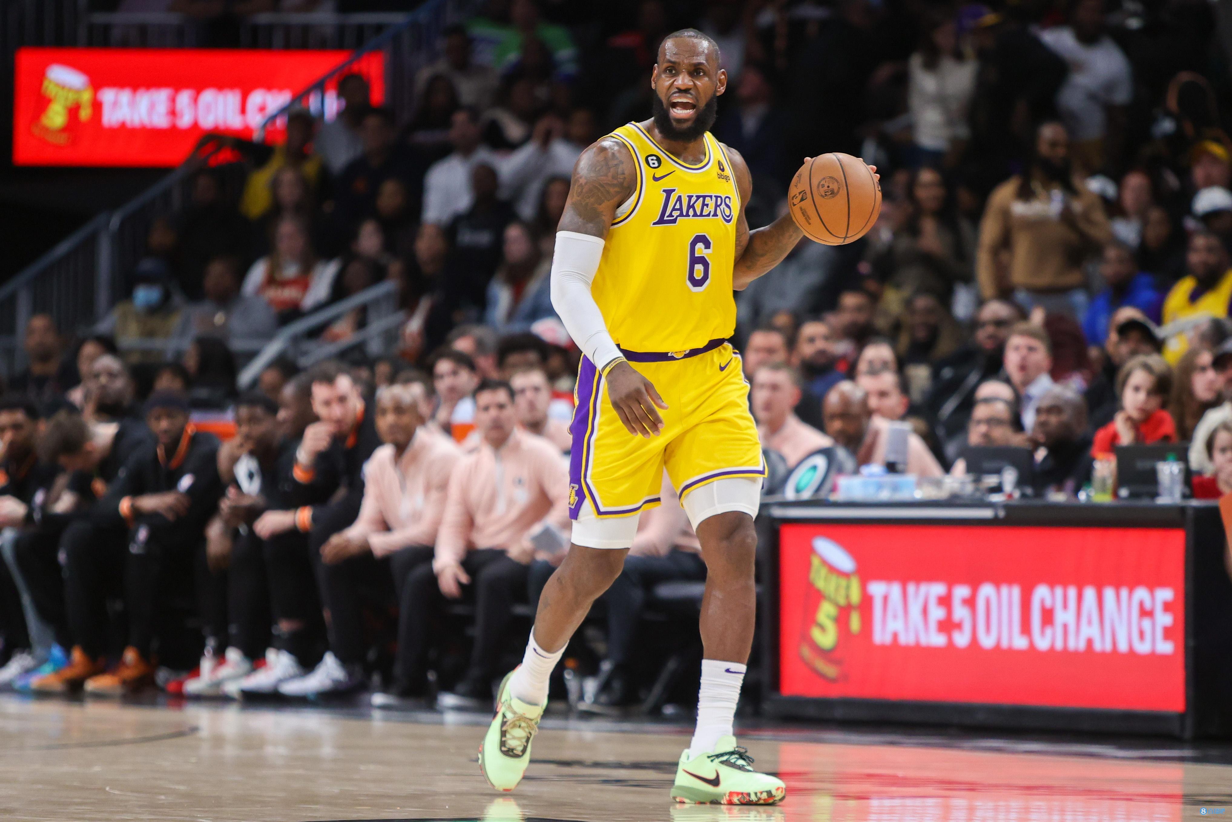 魔鬼主场告破！猛龙此前主场8连胜，被湖人终结（湖人终结猛龙主场八连胜，魔鬼主场神话告破）